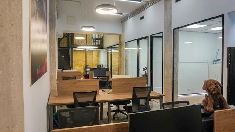 Sala de reuniones equipada en Valencia centro